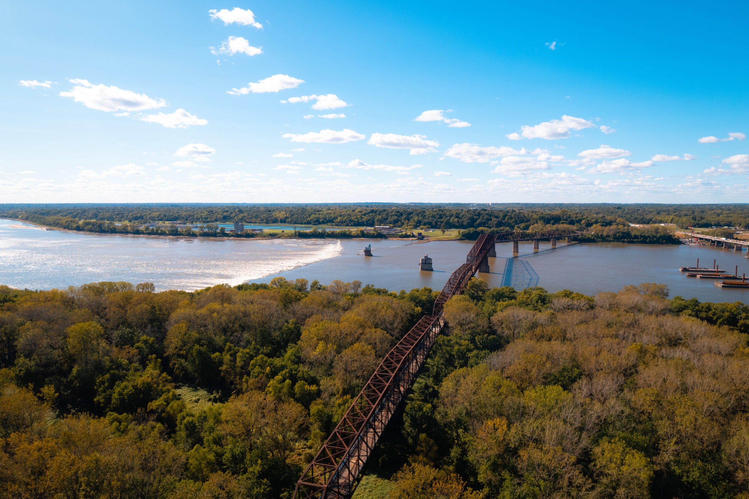 Visiting the Old Chain of Rocks Bridge (Pictures)